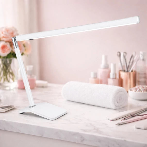 led-asztali-feher-lampa-szalon