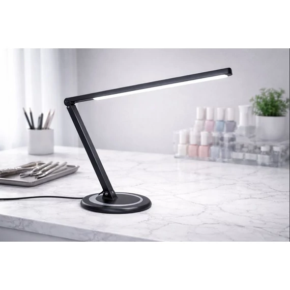 led-lampa-asztali-fekete