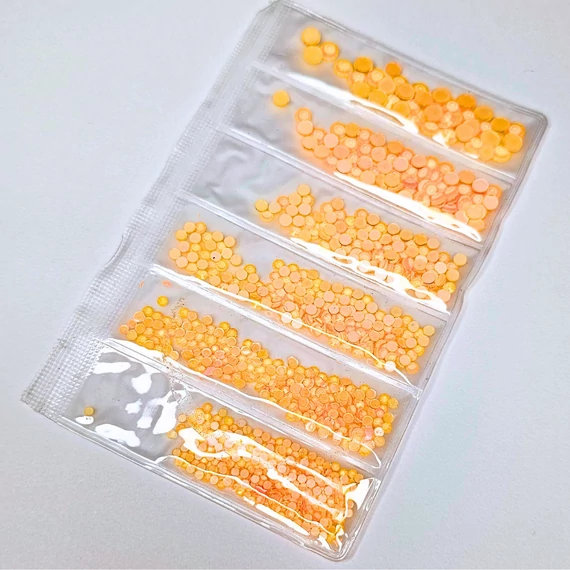 Roniki fluoreszkáló neon narancs strasszkő - SS4-SS20 méretben 