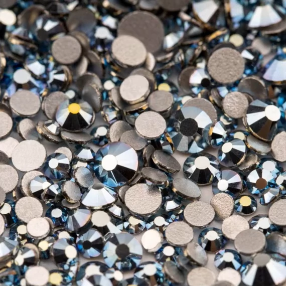 Roniki csiszolt strasszkő mix - SS4-SS20 - ice metal blue