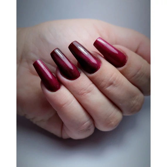 Roniki Amber cat eye gél lakk 04 - mágnesezhető